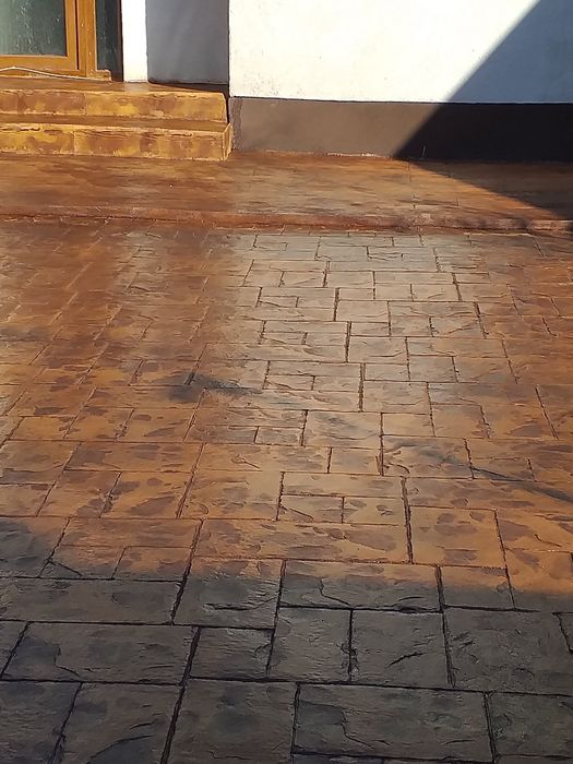 Pavaje din beton amprentat si vertical