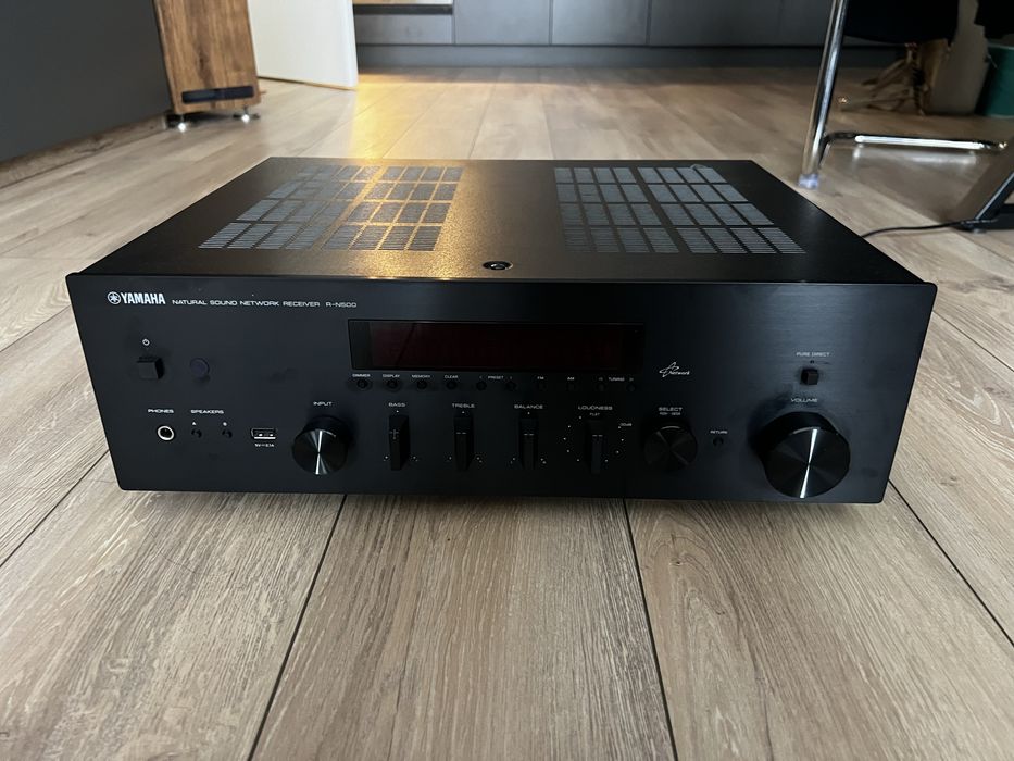 Yamaha R-N500 – мрежов стерео ресийвър