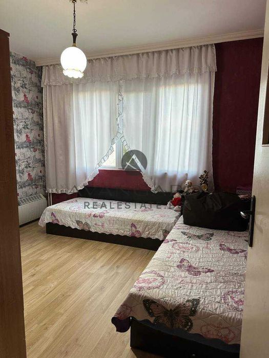 Продава се Тристаен апартамент в Пловдив, Изгрев - 96 кв.м за 896 €/кв.м - Снимка #3