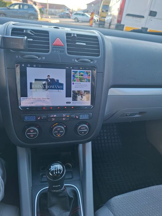 Vând,Schimb  VW Golf 5 An 2009 Motor 1.4 benzina  6+1 trepte