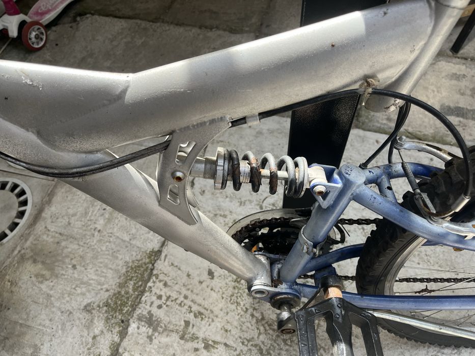 Bicicleta cu roti de 26 inch