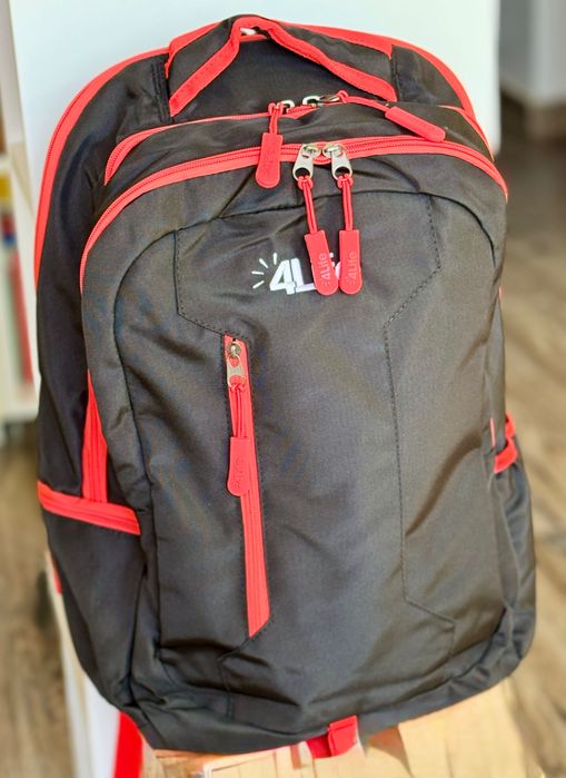 Туристическа раница 15 инча