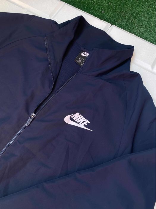 Мъжко яке Nike.