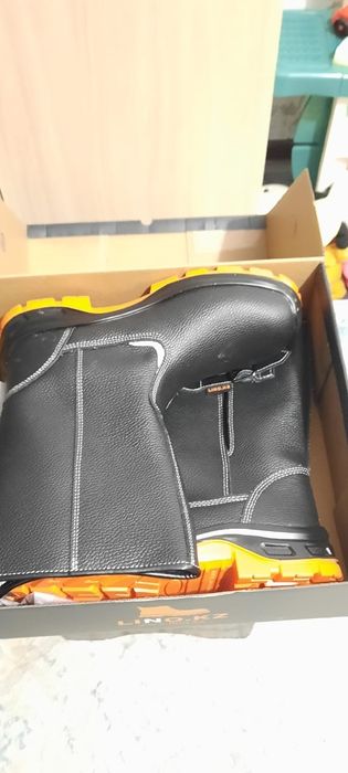 Продам летний ботинки