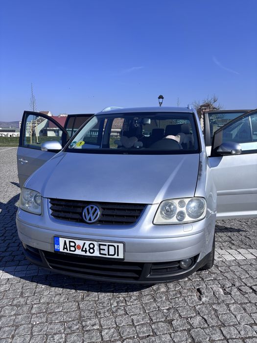 VOLKSWAGEN Touran 2004 — imagine 2