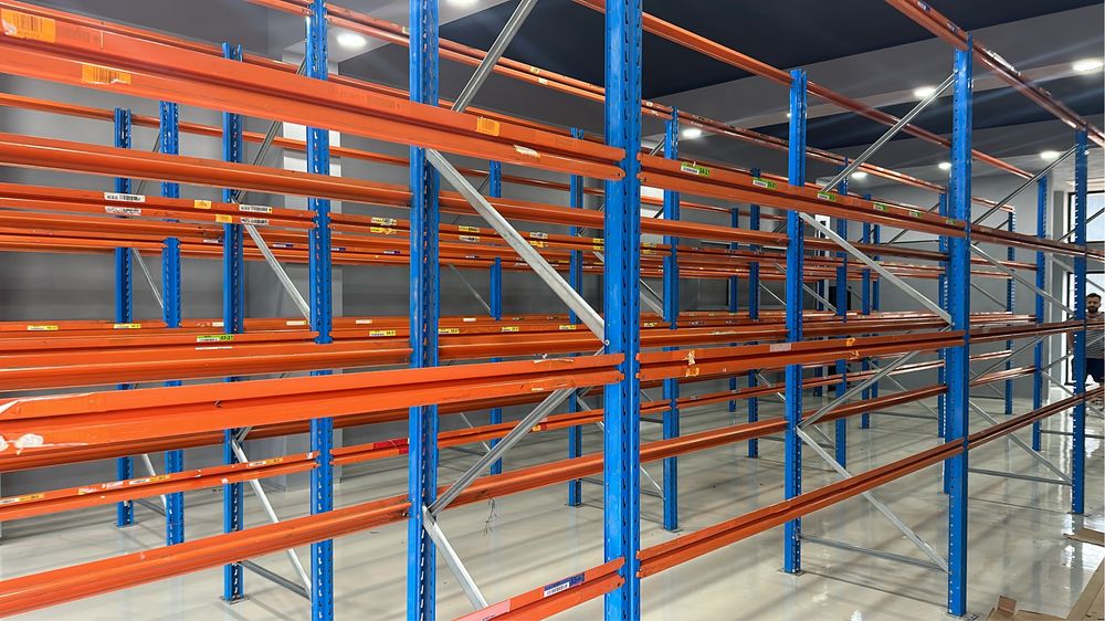 Rafturi metalice reglabile