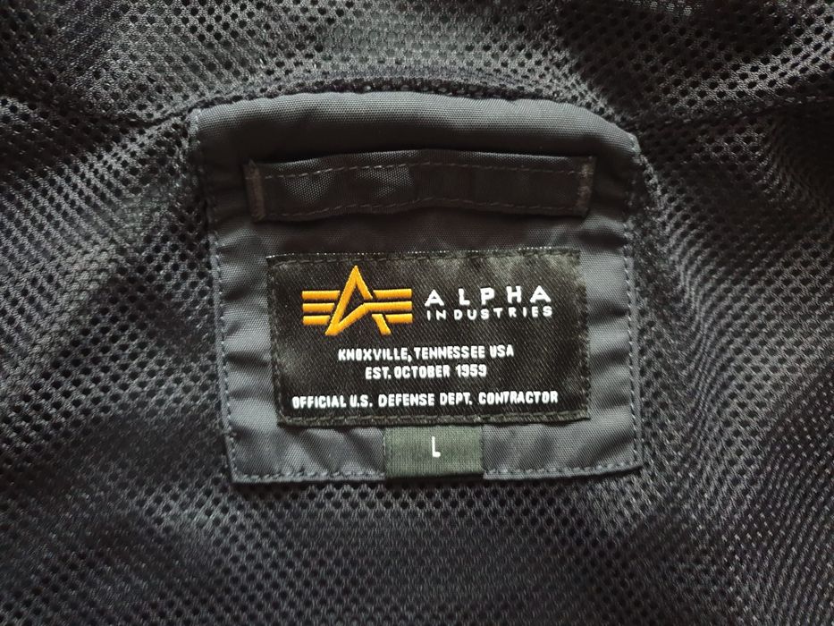 Alpha Industries Ma-1 Hooded Navy Bomber Jacket L