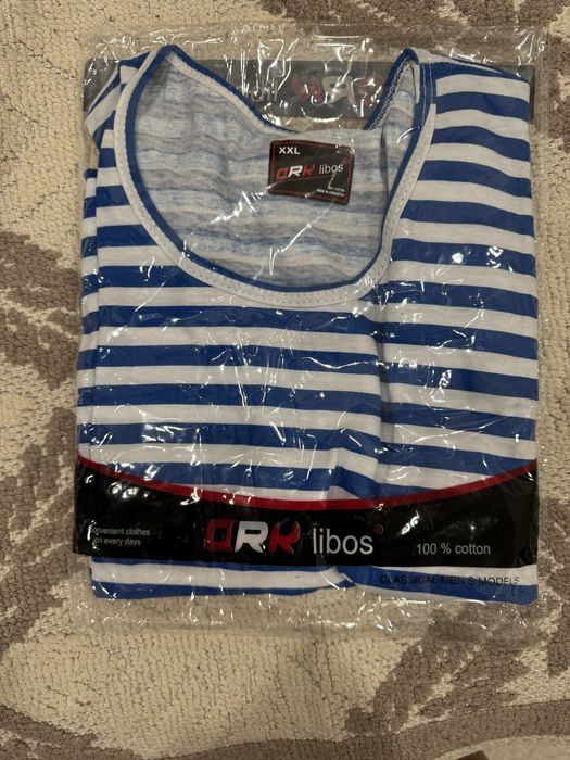 Футболки разные