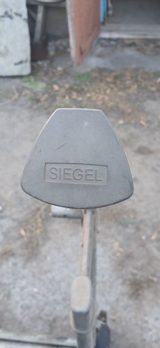 Продам заводскую тачку