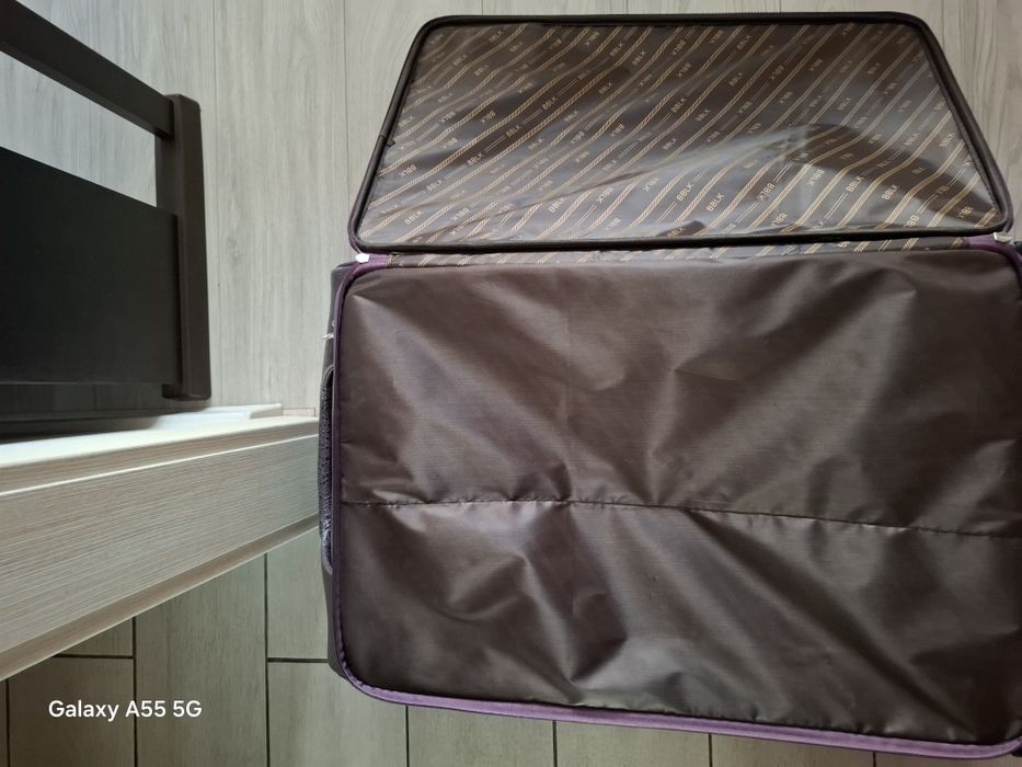 Чемодан 2 шт. размеры L и M