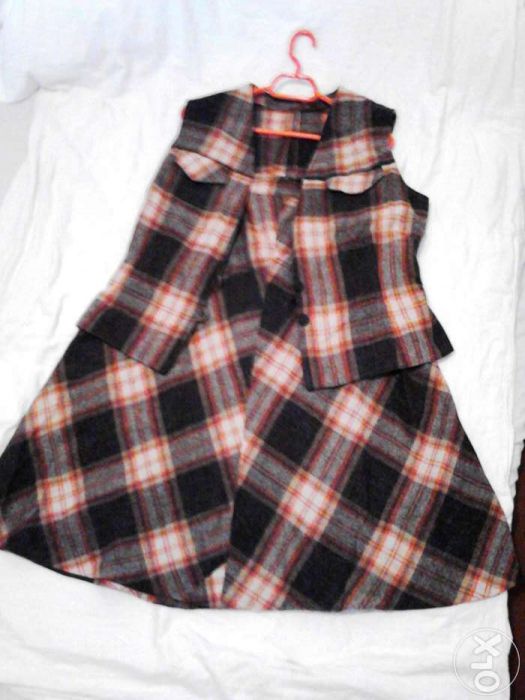 Deux piece retro vintage original matase nat- costumas 1970's