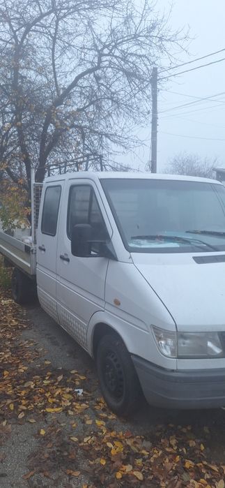 Autoutilitara de vanzare