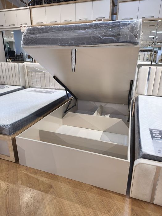 Кроват полуторка