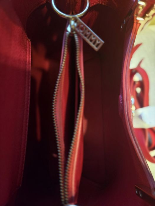 Дамска чанта Tommy Hilfiger