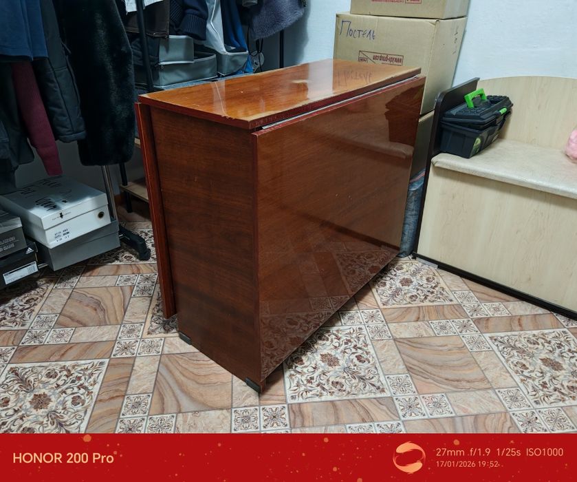 Продам стол книжка б/у 3000