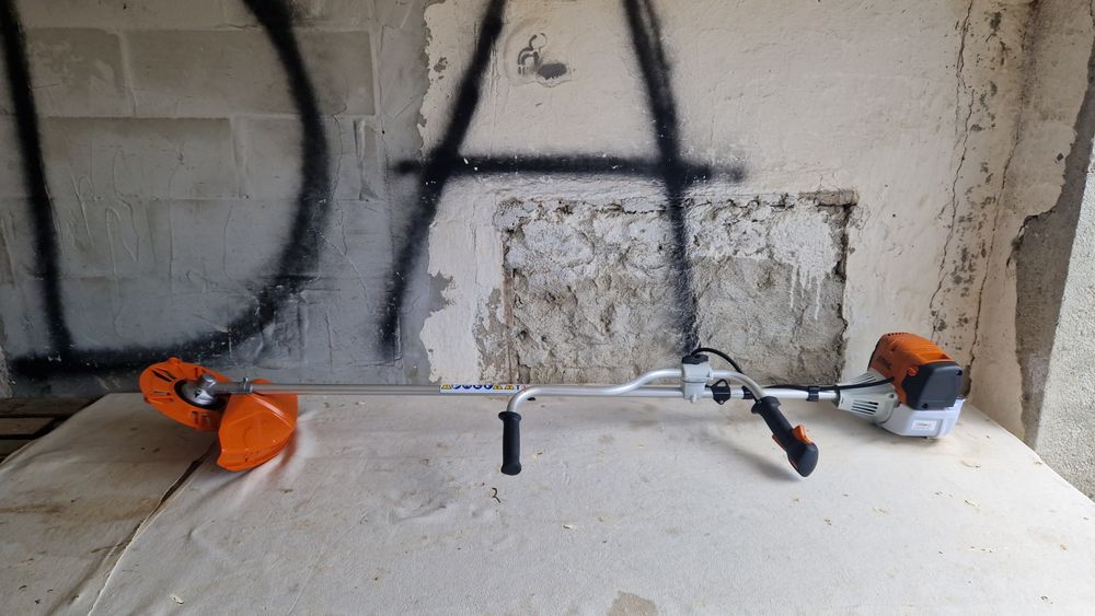 Motocositoare Stihl FS  111