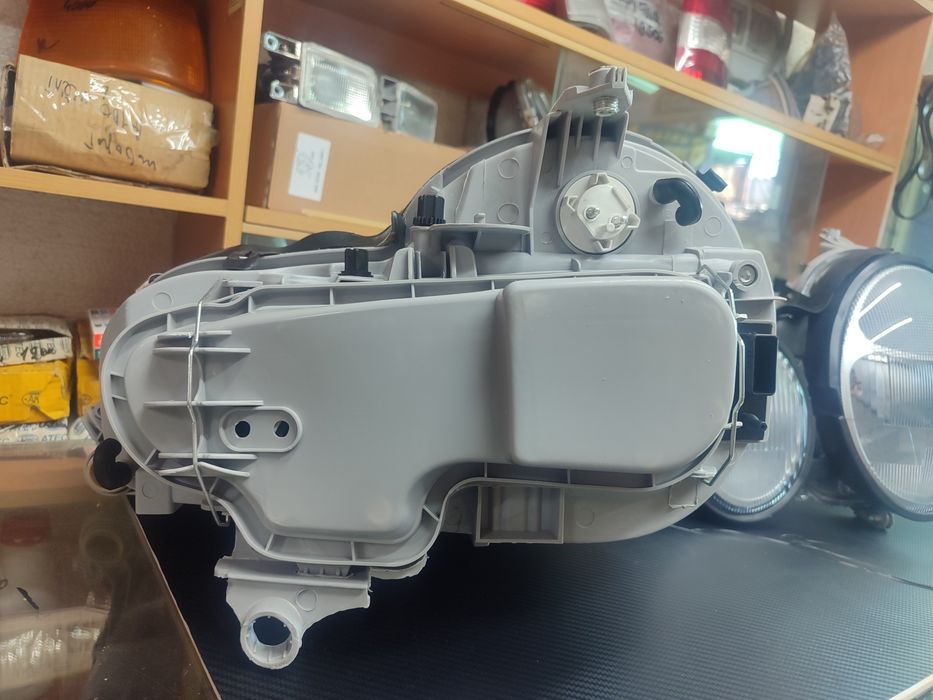 Фары Мерседес W210