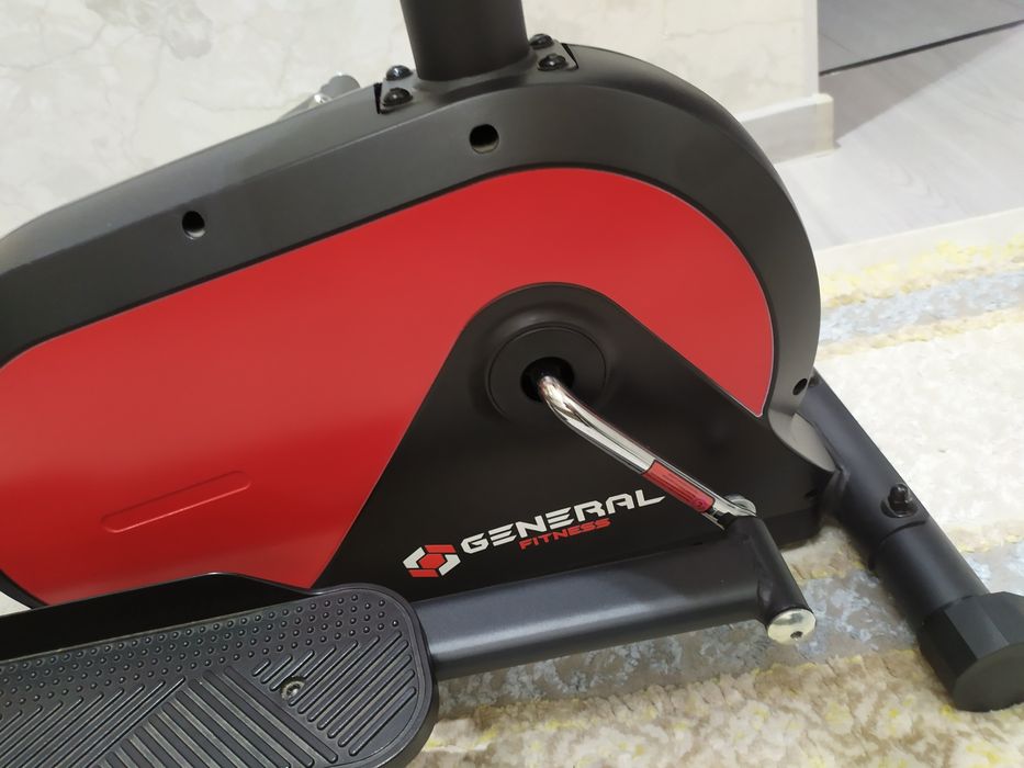 Продам эллиптический тренажёр 2 в 1 General Fitness GF-105E в идеально