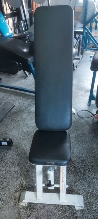 Продавам оригинална регулируема пейка Precor