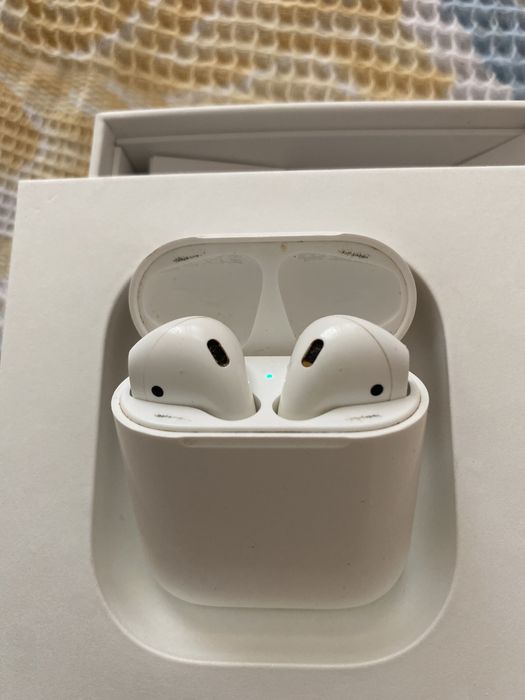 Продам эир подс оригинал