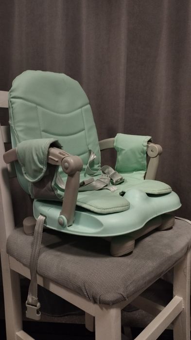 Сгъваемо преносимо столче за хранене