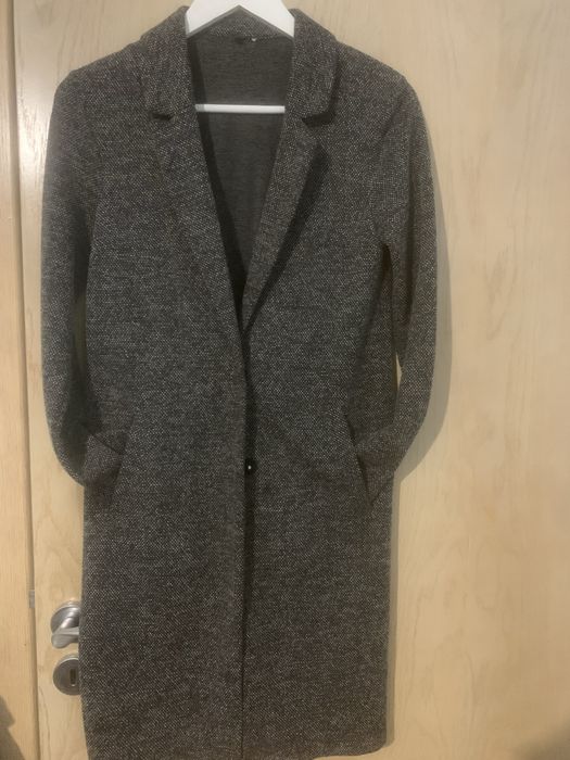 Маркови тънки дамски манта- шлифери