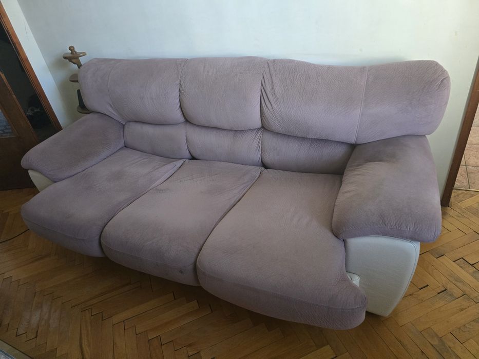Продавам  холен диван и фотьойл като нови