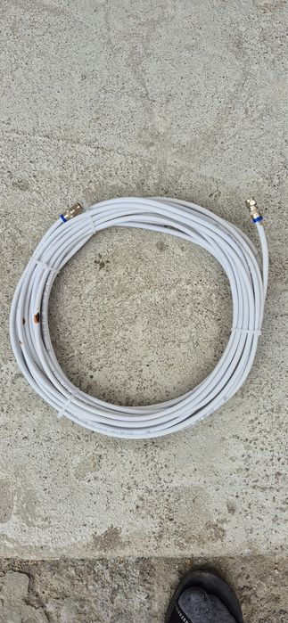 Cablu coaxial aproape nou