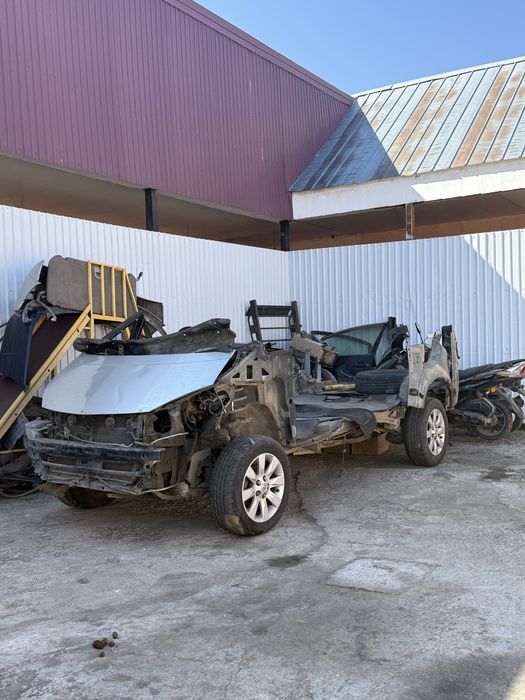 Запчасти на тайота естима