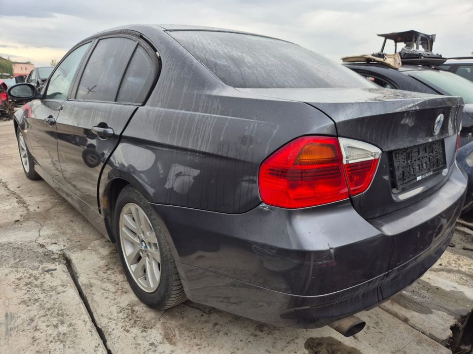 Dezmembram BMW E90 2006 2.0d 163cp Cutie Automata