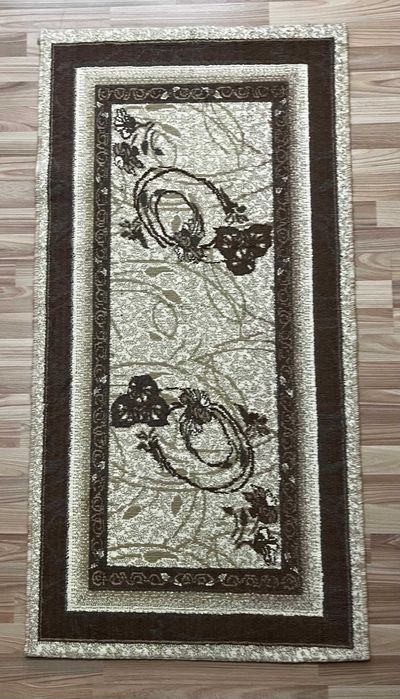 Covor dreptunghiular 150cm-75cm, preț 150 lei