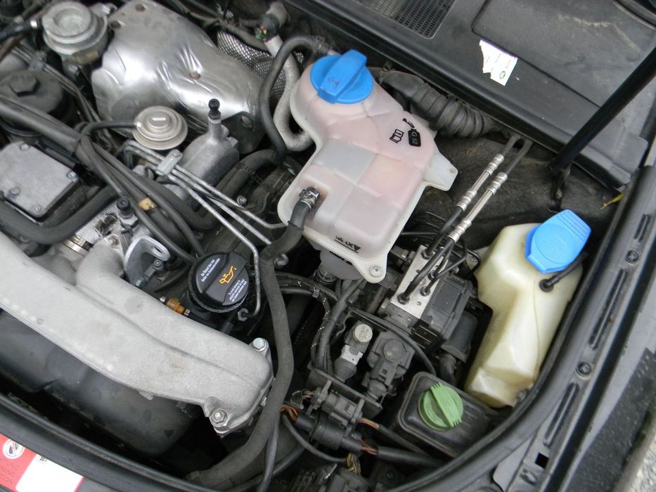 Dezmembrari  Audi A4 Cabriolet (8H, B6, B7)  2002  > 2009 2.5 TDI Mot
