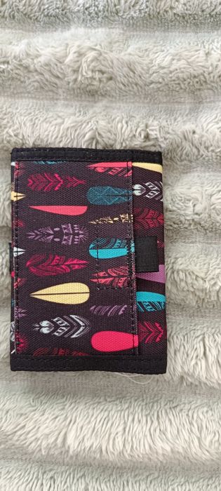 Ново портмоне ROXY