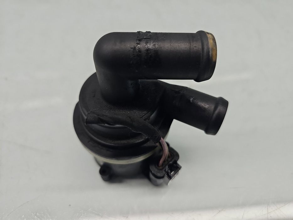 Pompa recirculare apa AUDI Q5 (8RB) [ Fabr 2008-2016] 5N0965561A 2.0 T