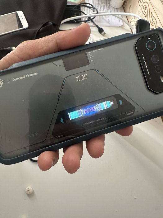 Asus ROG 6D ултра