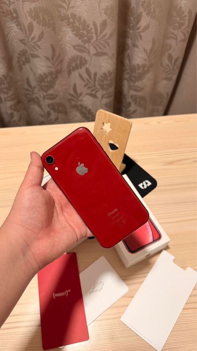 Продаю Iphone Xr