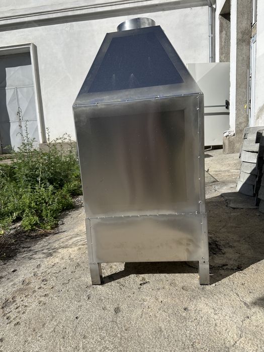 Grătar profesional din inox, nou, cu șamotă – 80 × 50 cm