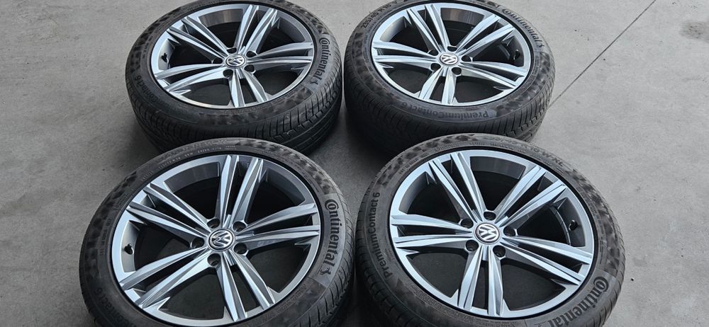 Jante VW 18 Passat 3G B8 R line  235 45 18 Continental vara DOT 2023