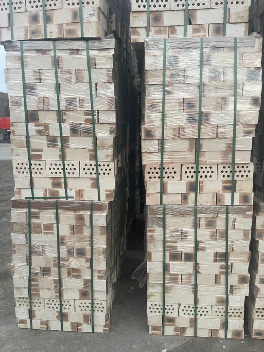 Кирпич киромический