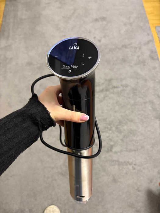 Aparat de gatit SOUS VIDE
