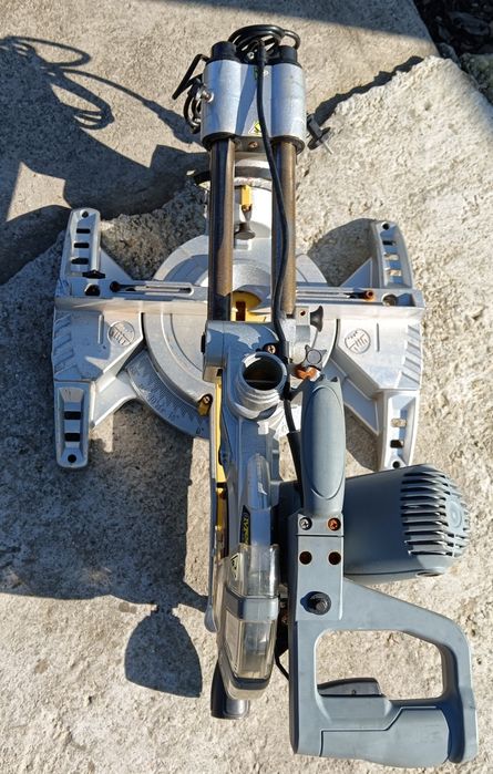 Circular pendular, culisant, unghiular, MeeC Tools, 1800W