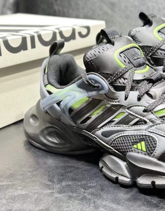 Нови мъжки маратонки Adidas XLG RUNNER DELUXE