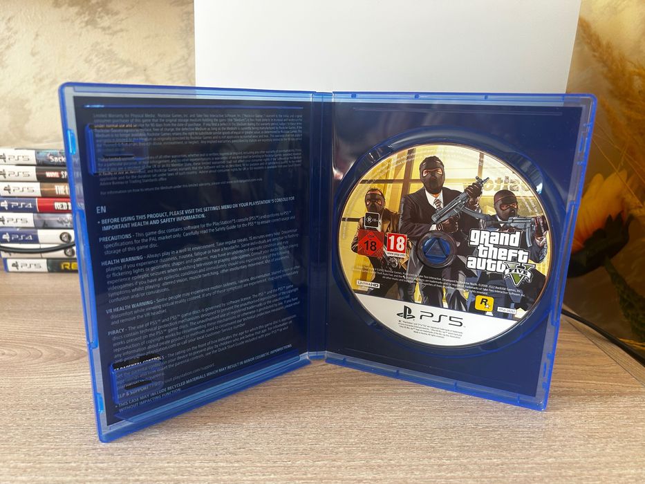 Продавам игри за PS5 и PS4