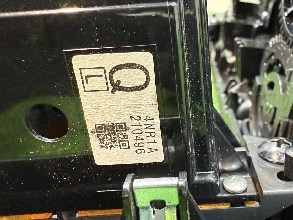 PANOU CENTRAL COMANDA CLIMA AUDIO NISSAN LEAF EM57 ELECTRIC 2016 COD OEM 682603NLOA 687513NLOA 2011-2017