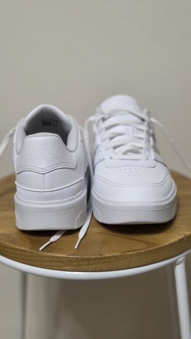 Маратонки Adidas