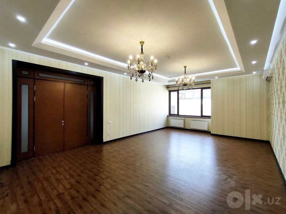 Гостиница Россия сдается дом под офис