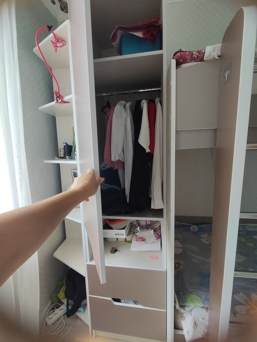 Двухярусная кровать