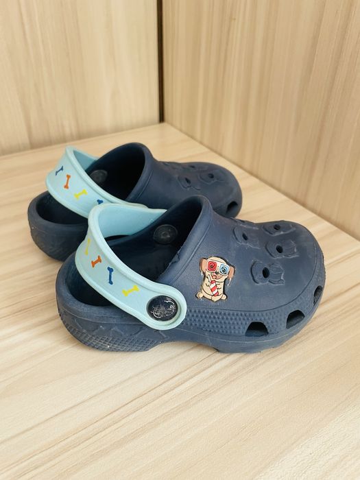 Крокс чехли 22/23 номер