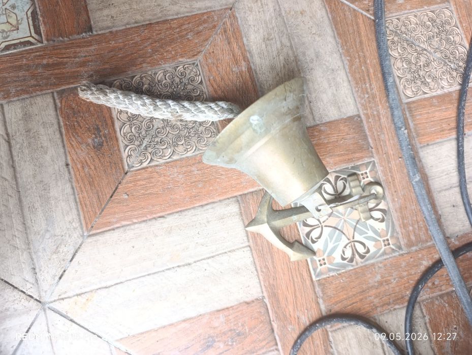 Clopot din bronz