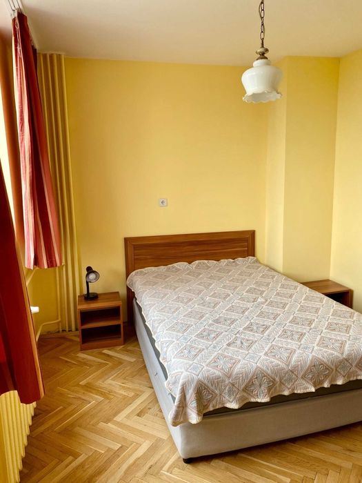 Дава се под наем Двустаен апартамент в София, Изток - 46 кв.м за 520 € - Снимка #1